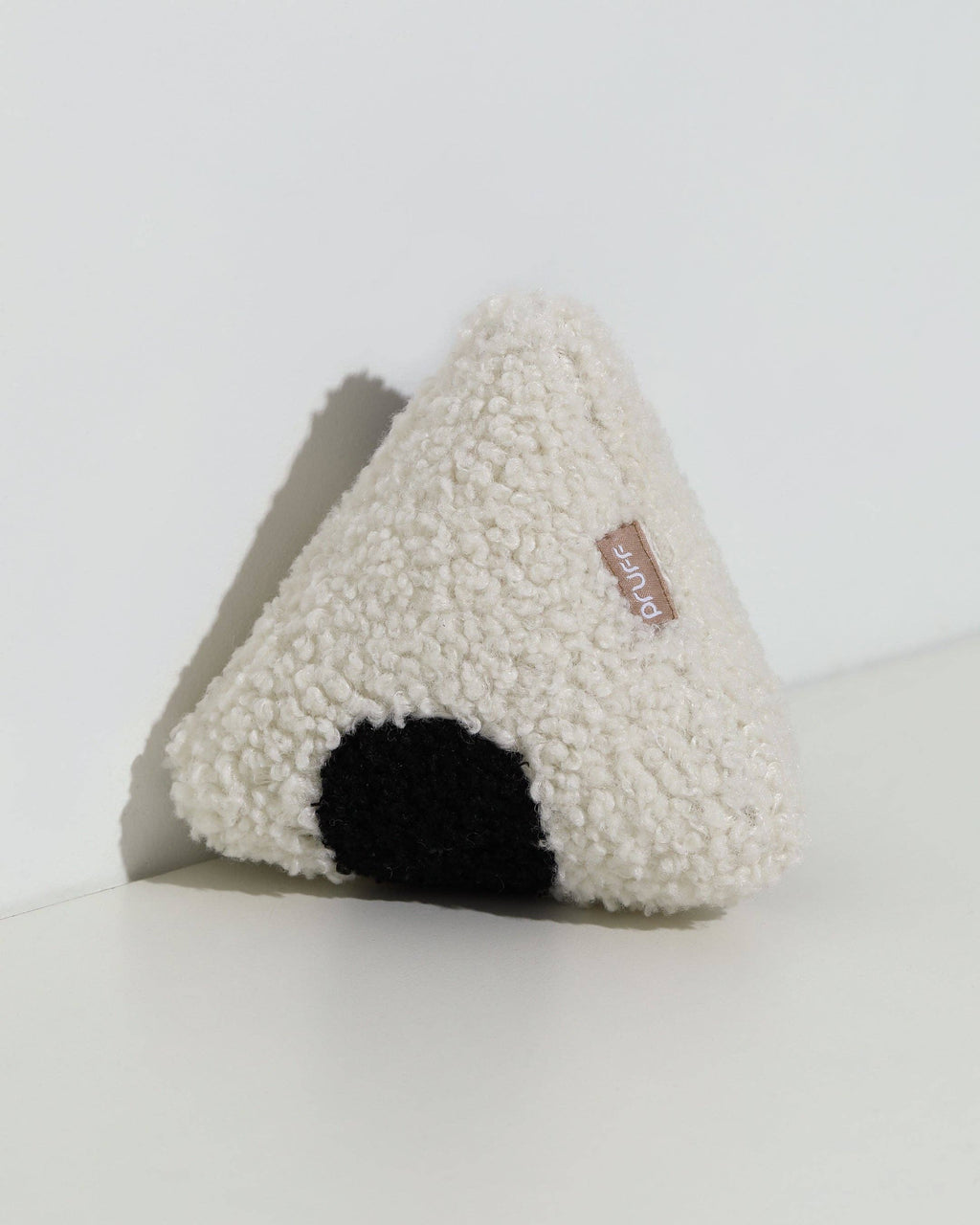 Pruff - 3D Spotted Triangle