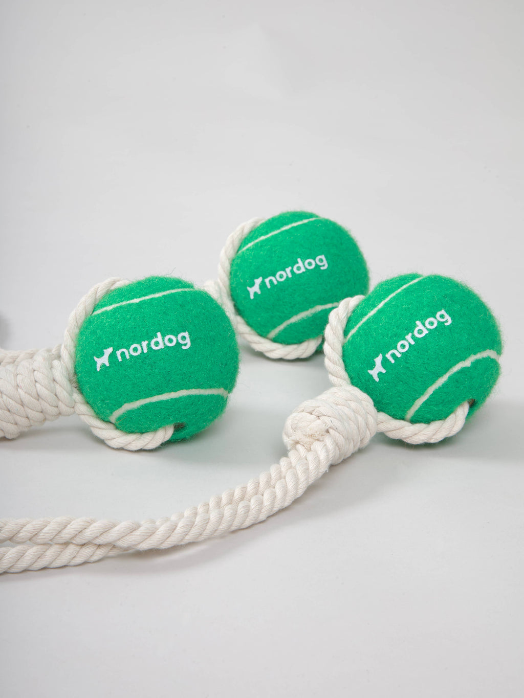 Nordog - Tennis Ball with Rope Green